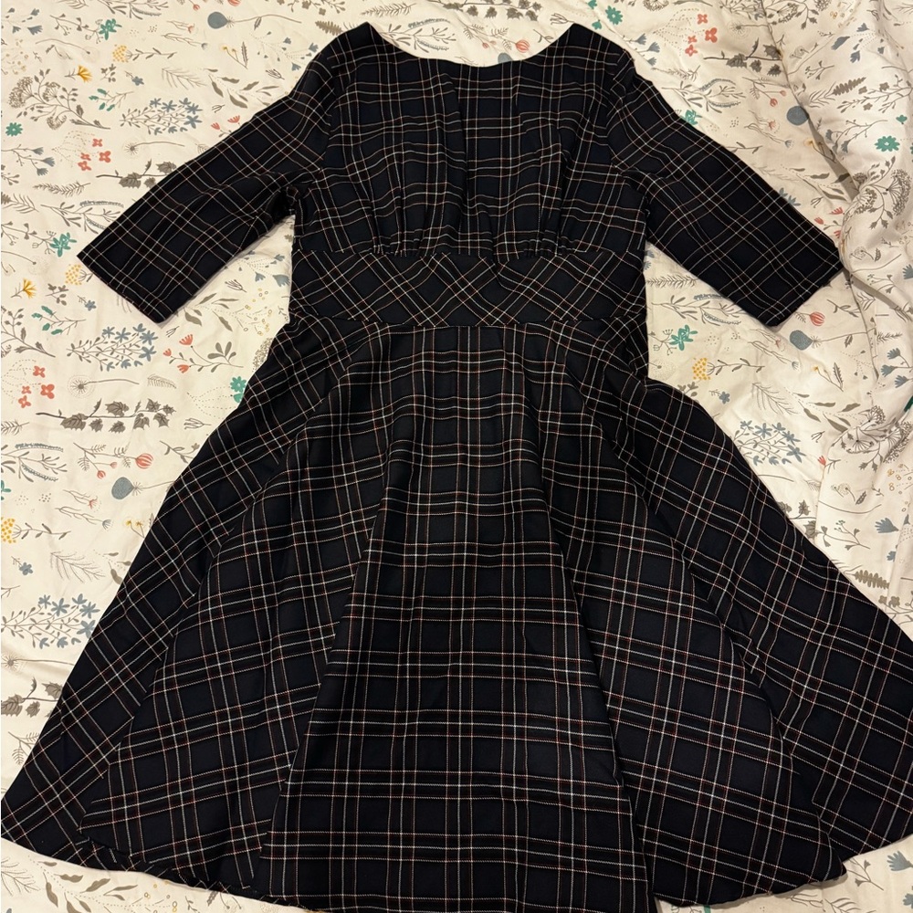 Black Plaid Dress with Elbow Sleeves
